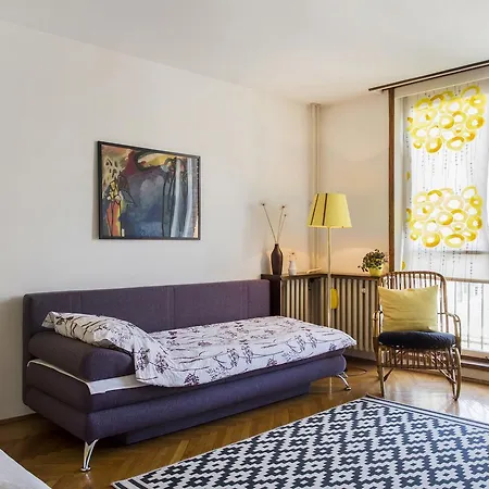 Downtown Atelje Апартаменты Белград